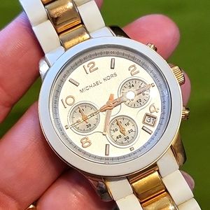 Michael Kors MK5464 Rose gold and white silicone women's watch